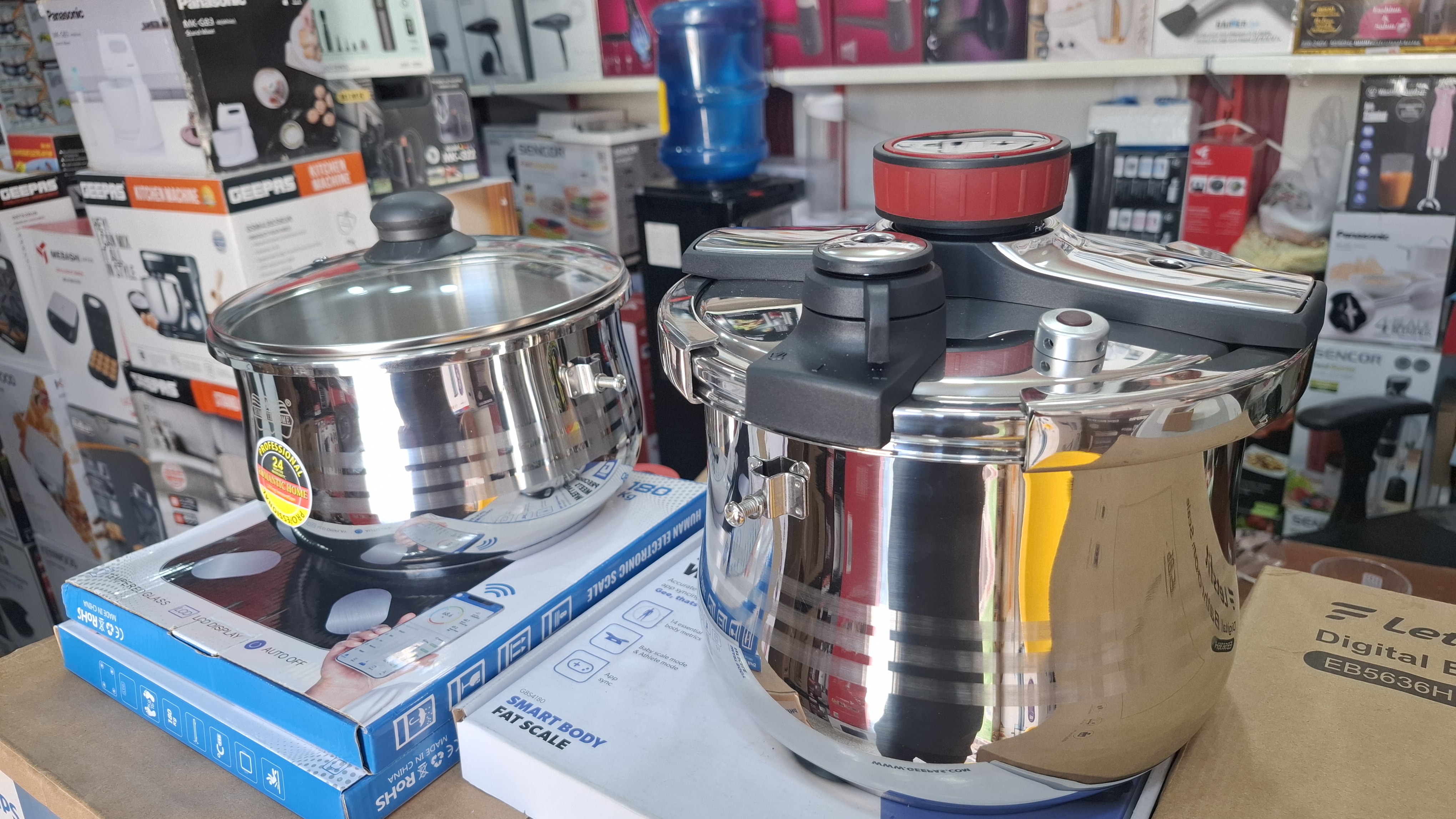 زودپز روگازی دوقلو ۵ و۷ لیتری رمانتیک(کیفیت واقعیش رو در فیلم پایین صفحه کالا ببین )